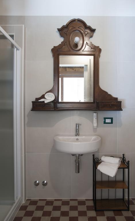 Palazzo Turro 3*